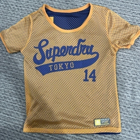 Clarrie Reversible T-Shirt Superdry Tokyo 14, EUC! - Picture 7 of 8